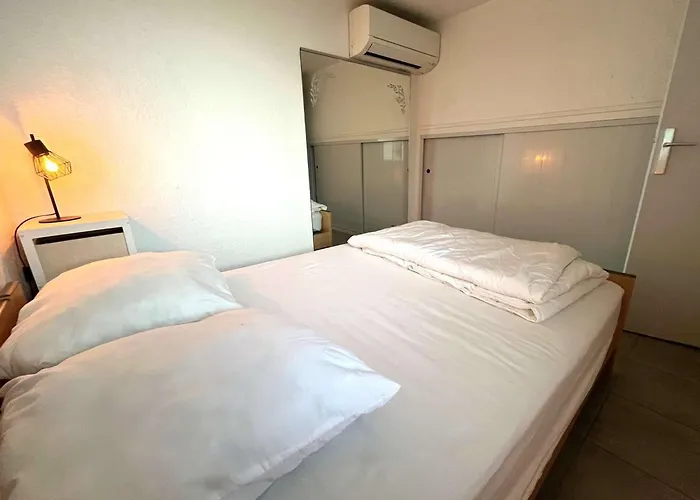 Lägenhet Mezzanine Climatise Pour 5 Avec Parking, A 800m De La - Fr-1-607-238 Agde