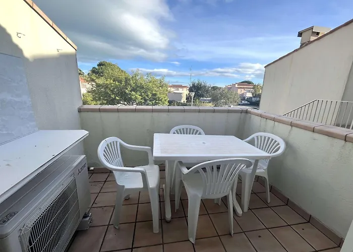 Mezzanine Climatise Pour 5 Avec Parking, A 800m De La - Fr-1-607-238