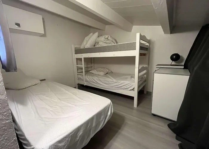 Appartamento Mezzanine Climatisé Pour 5 Avec Parking, à 800m De La - Fr-1-607-238 Agde